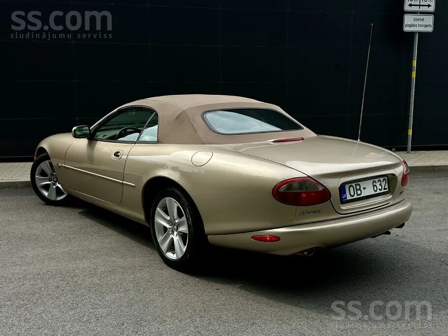 Jaguar Xk 1999 photo 4