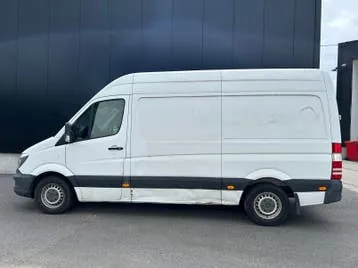 Mercedes-Benz Sprinter 2015 photo 2
