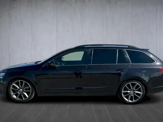 Skoda Octavia 2017 photo 2