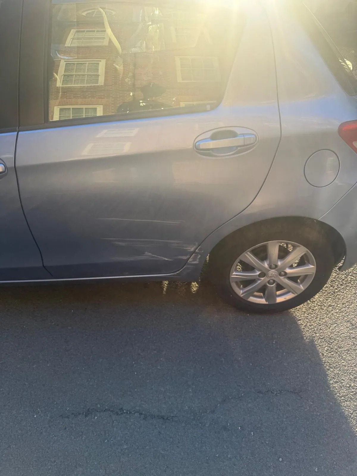 Toyota Yaris 2012 photo 4