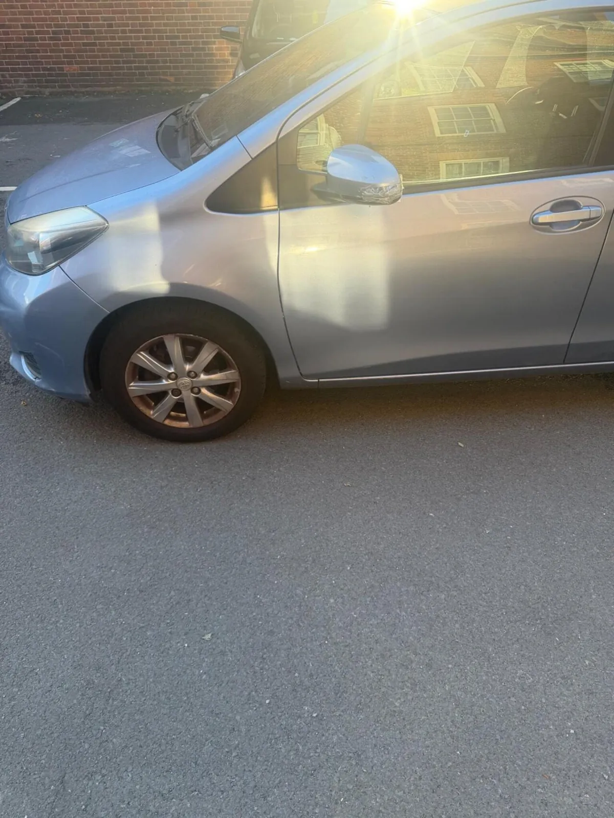 Toyota Yaris 2012 photo 3