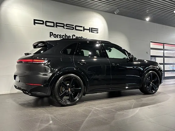 Porsche Cayenne 2027 photo 4