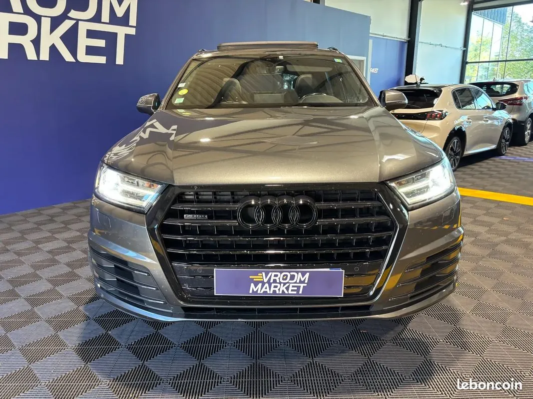 Audi Q7 2016 photo 2