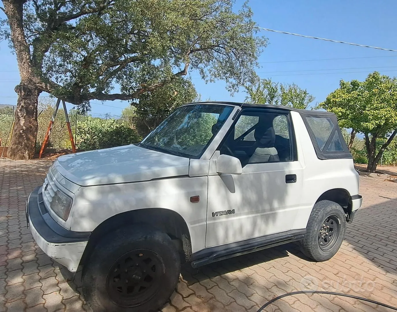 Suzuki Vitara 1990 photo 2