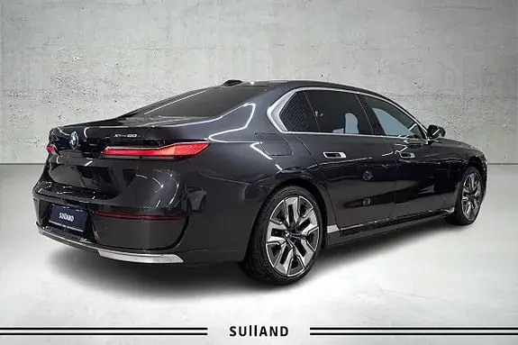 BMW I7 2023 photo 5