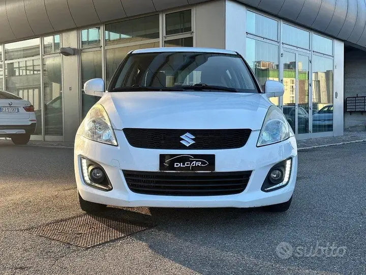 Suzuki Swift 2015 photo 4