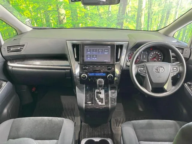 Toyota Alfa Romeo 2020 photo 2