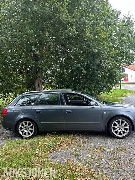 Audi A4 2005 photo 4