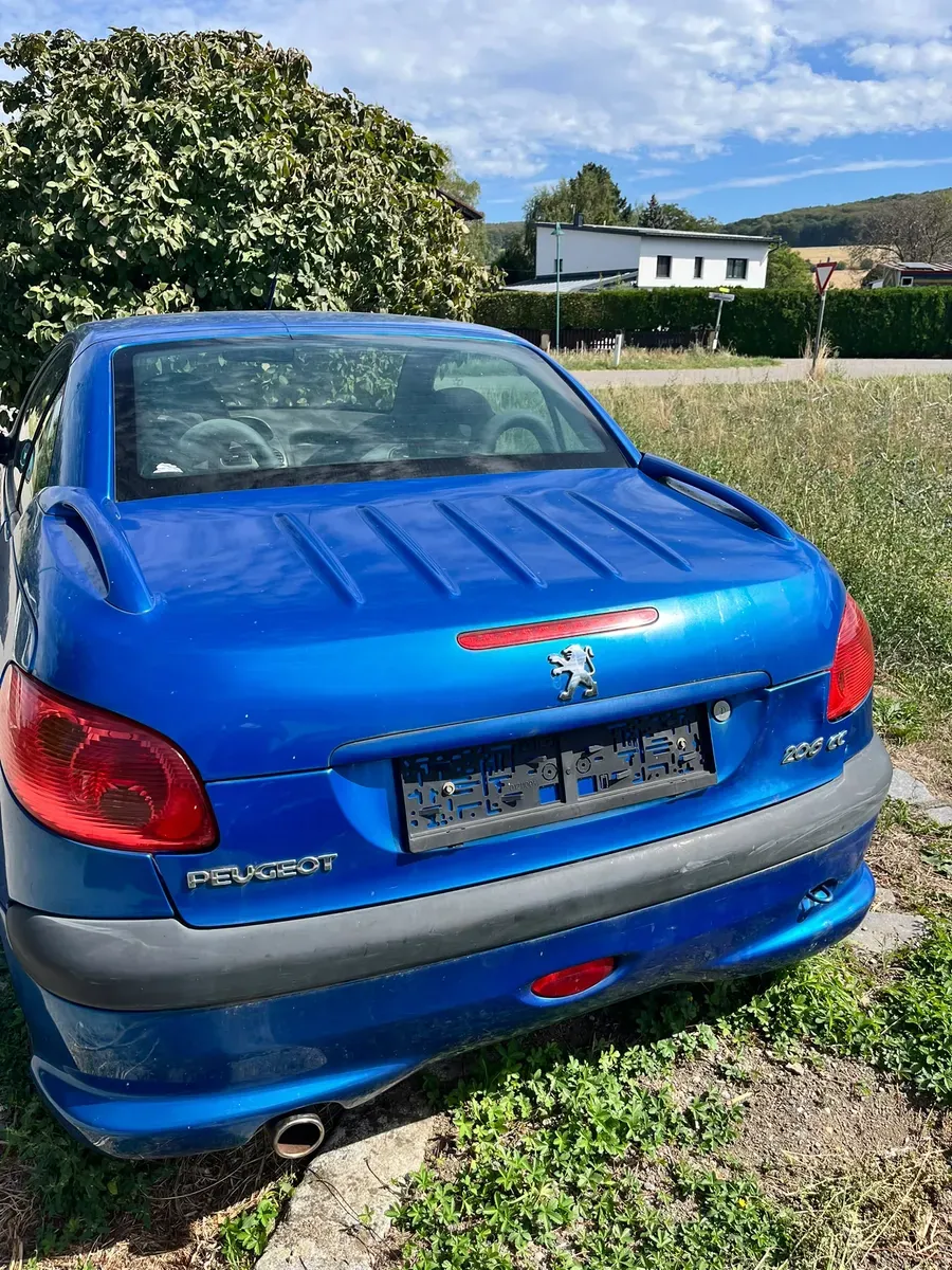 Peugeot 206 Cc 2002 photo 2