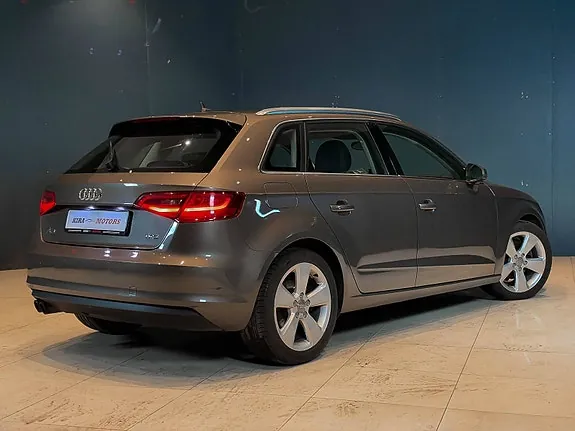 Audi A3 2013 photo 2