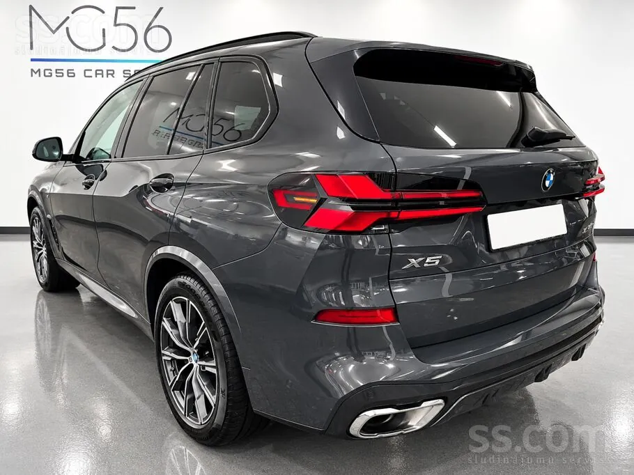 BMW X5 2025 photo 2