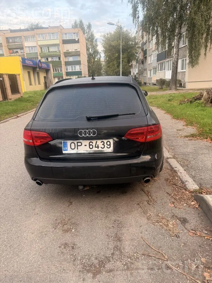 Audi A4 2008 photo 2