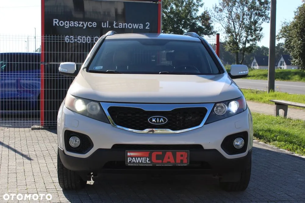 Kia Sorento 2010 photo 2