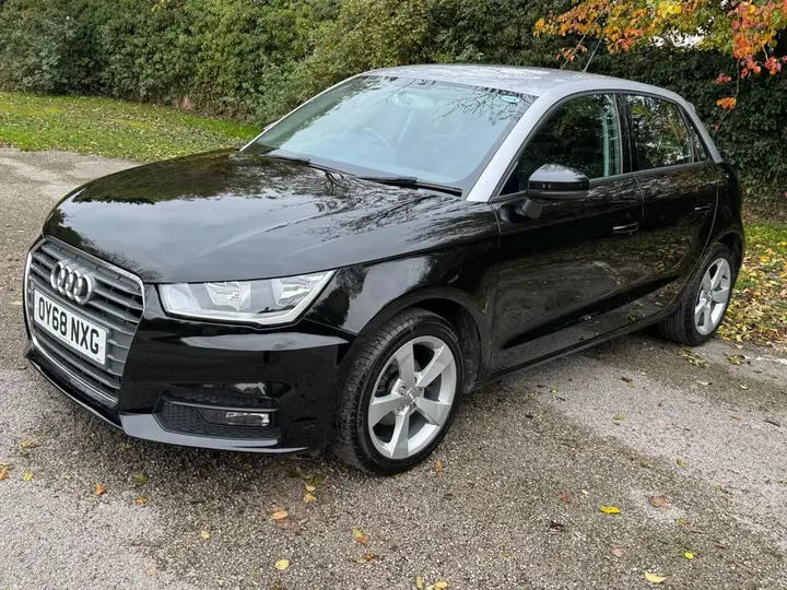 Audi A1 2018 photo 3