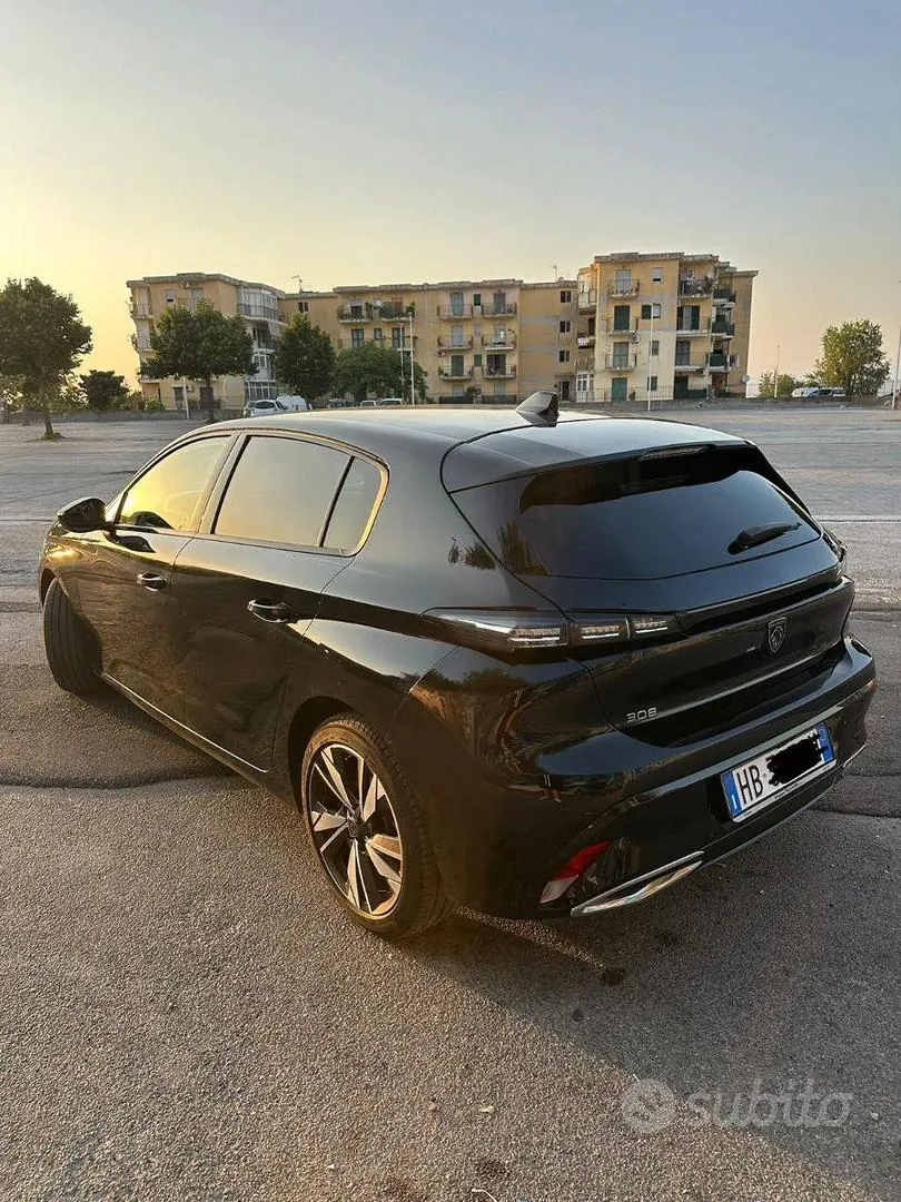 Peugeot 308 2025 photo 2