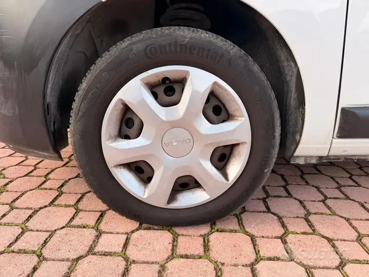 Dacia Dokker 2015 photo 2