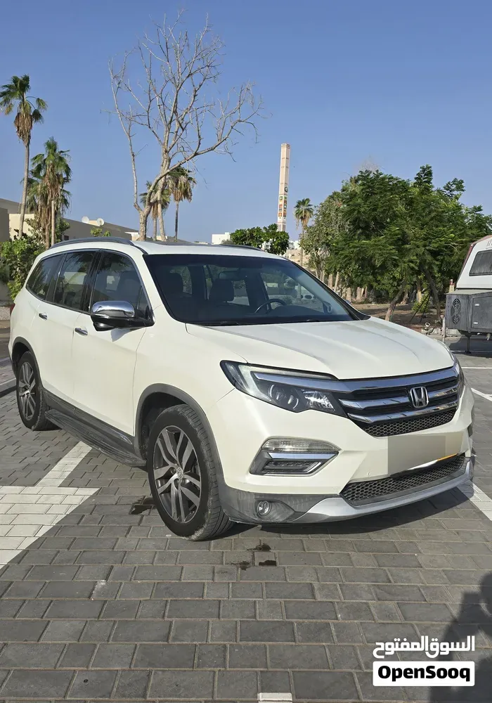 Honda Pilot 2017 photo 2
