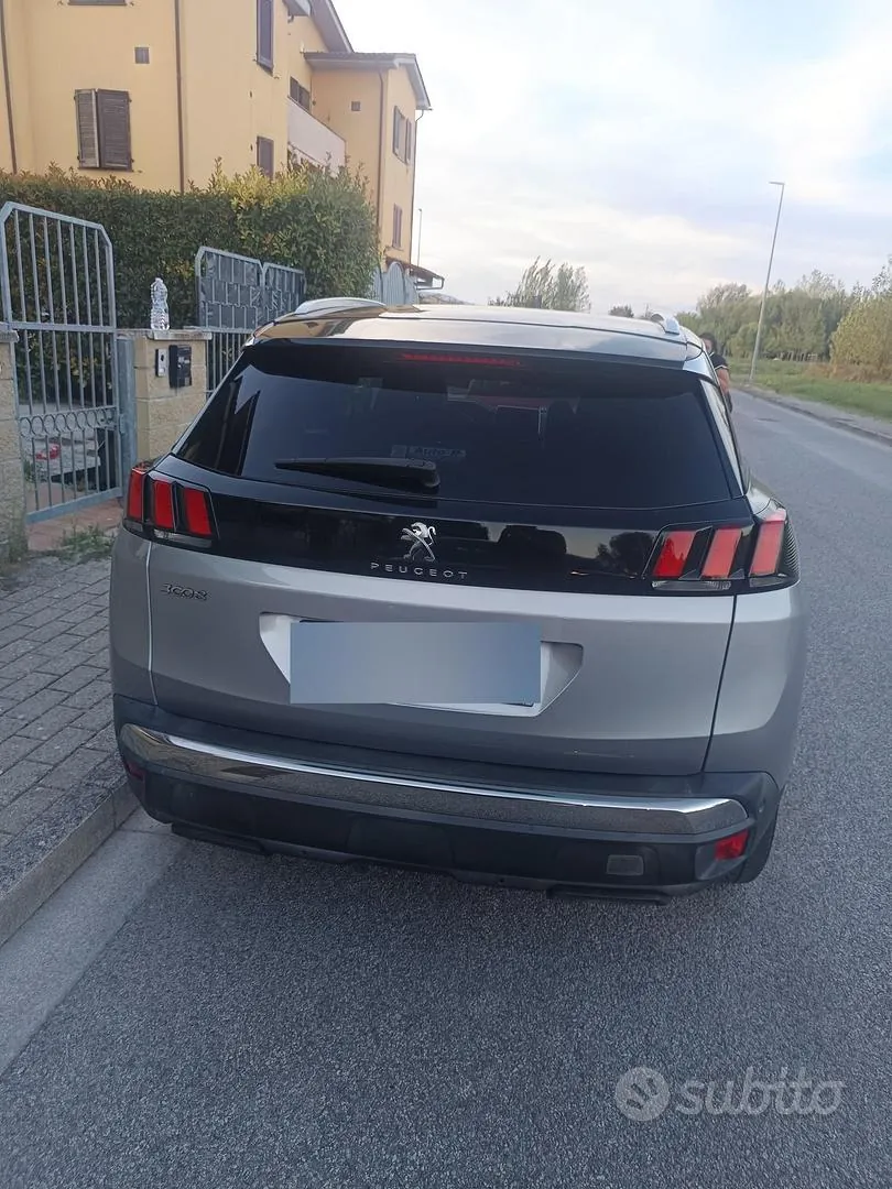 Peugeot 3008 2019 photo 4