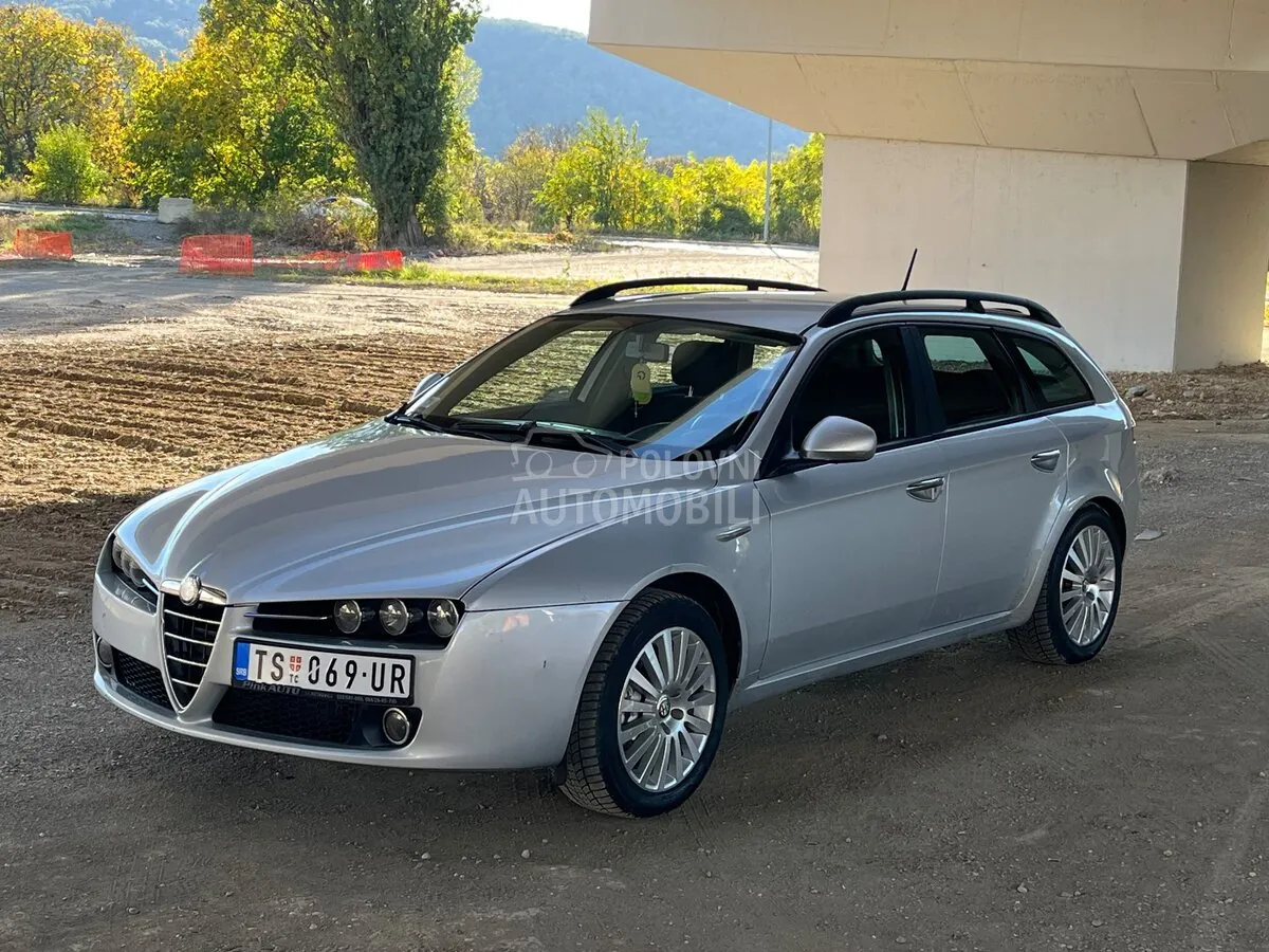 Alfa Romeo 159
