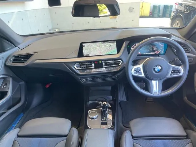 BMW 3 Series 2026 photo 2