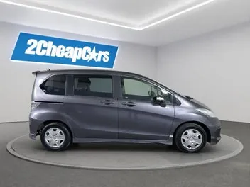 Honda Freed 2013 photo 5