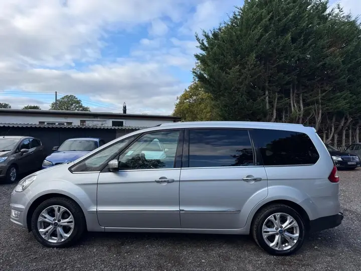 Ford Galaxy 2014 photo 4