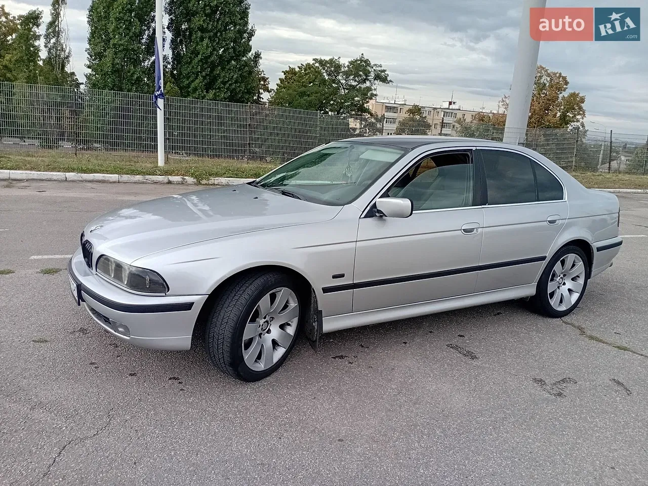 BMW 5 Series 1999 photo 3