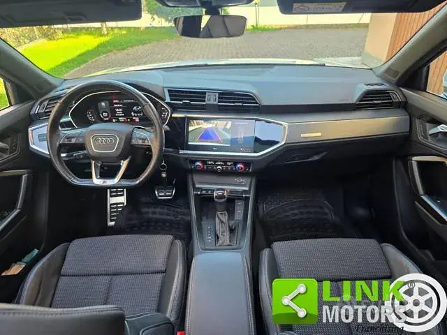 Audi Q3 2023 photo 5