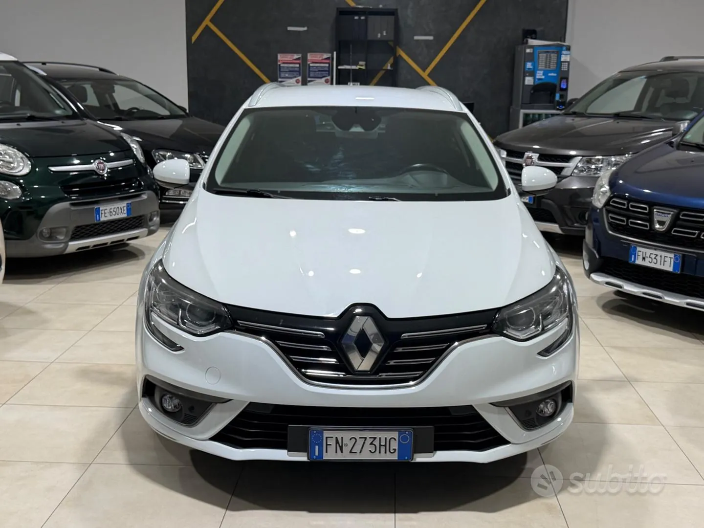 Renault Megane 2018 photo 2