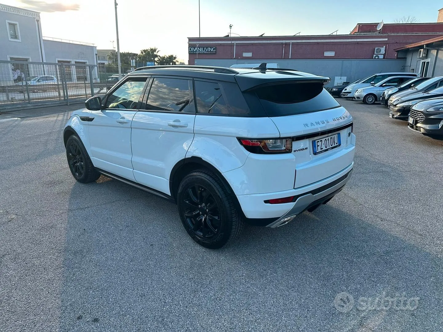 Land Rover Range Rover Evoque 2017 photo 5