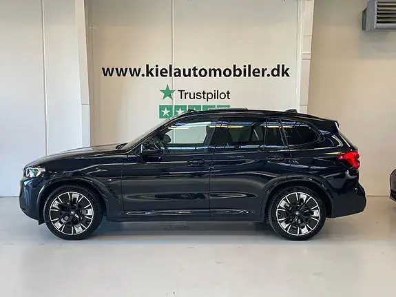 BMW Ix3 2024 photo 3