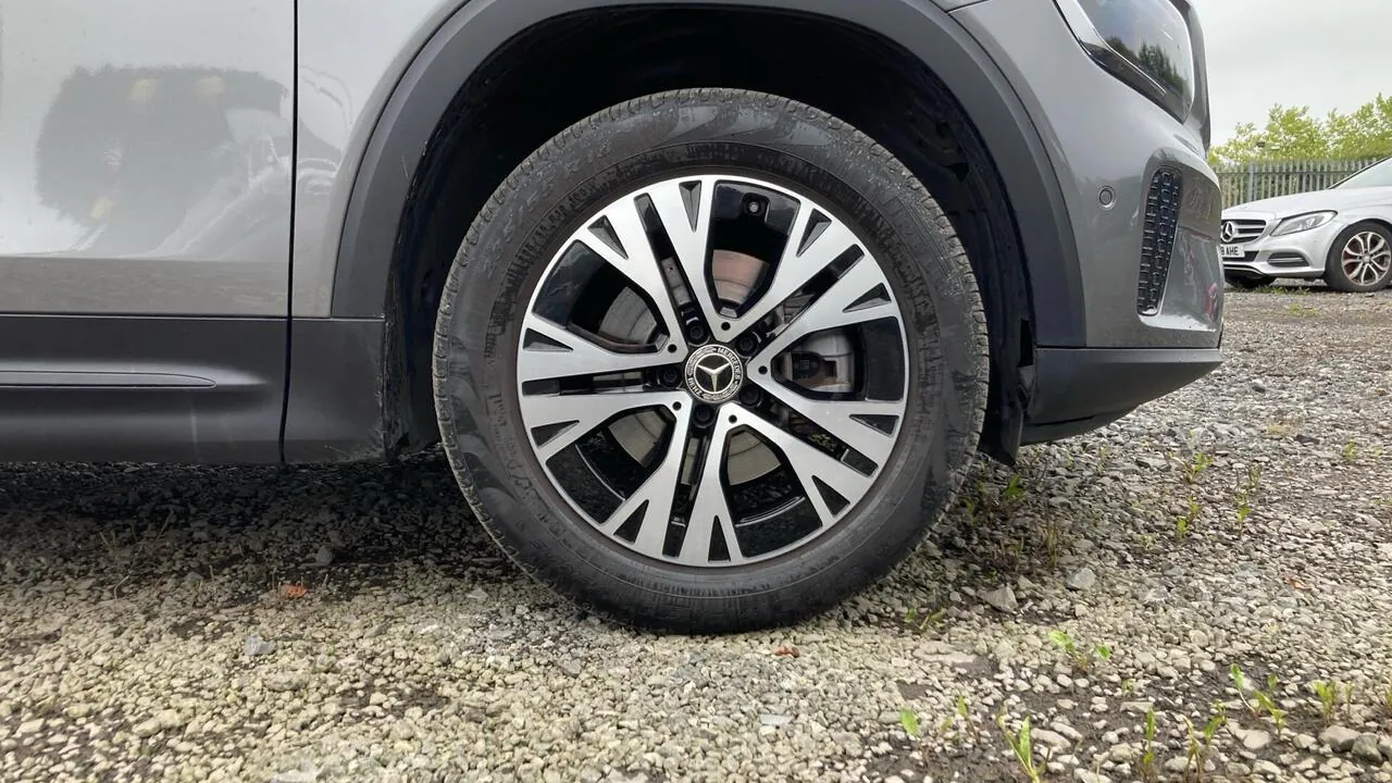 Mercedes-Benz Glb 2025 photo 5