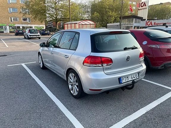 Volkswagen Golf Vi 2010 photo 2