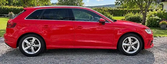 Audi A3 2016 photo 3