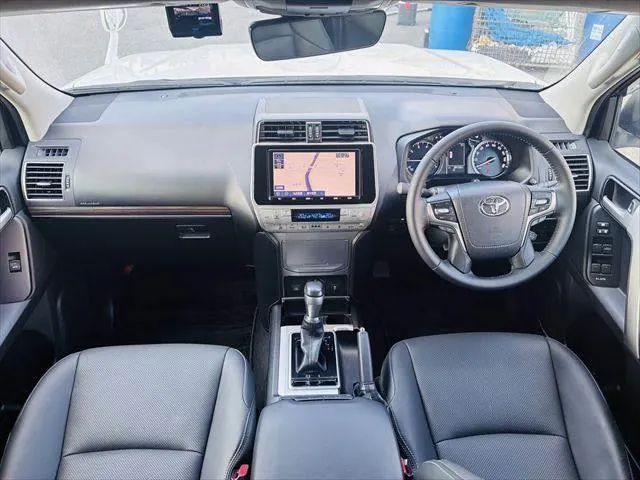 Toyota Land Cruiser Prado 2021 photo 3