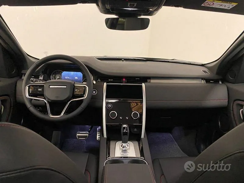 Land Rover Discovery Sport 2024 photo 4