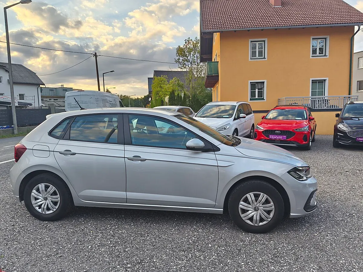 Volkswagen Polo 2022 photo 2