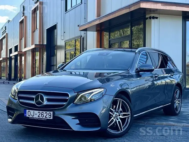 Mercedes-Benz E220