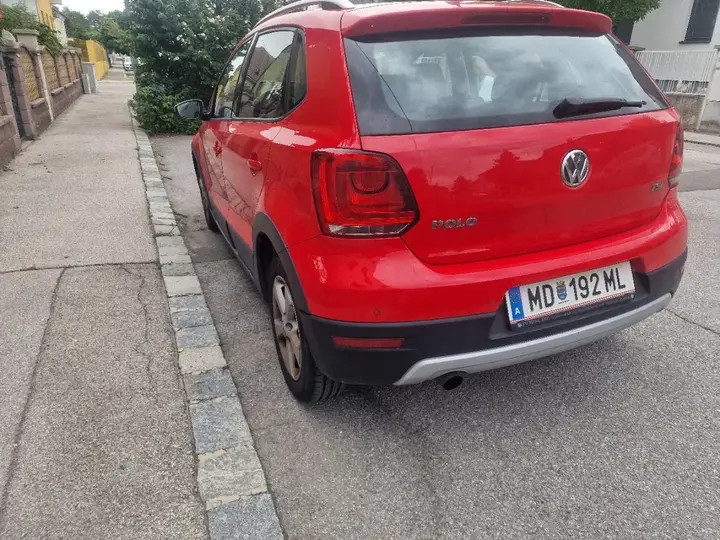 Volkswagen Polo 2013 photo 3