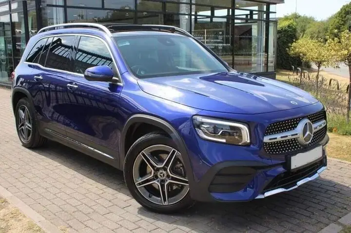 Mercedes-Benz Glb