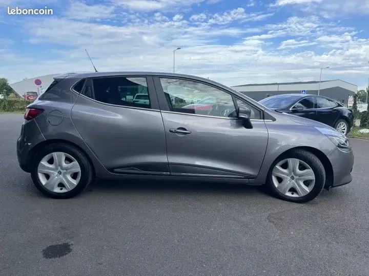 Renault Clio 2016 photo 4