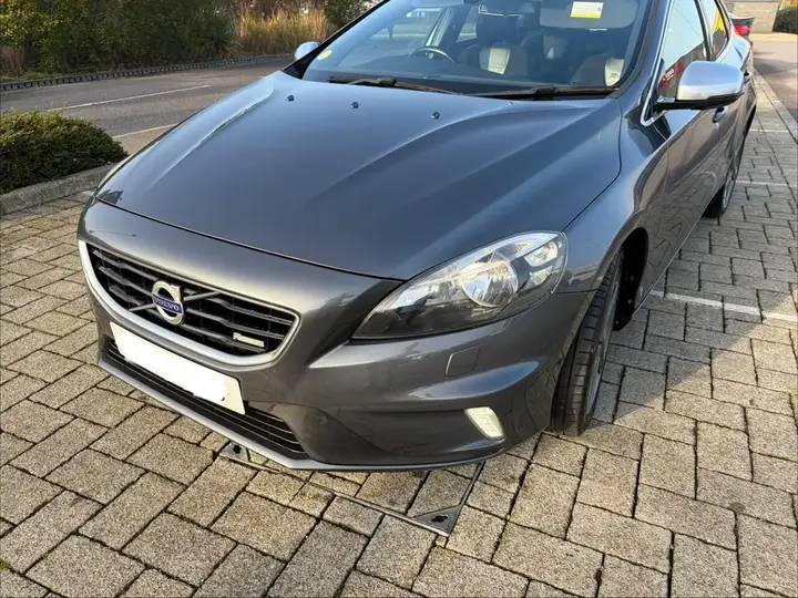 Volvo V40 2013 photo 4
