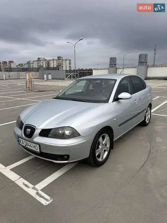 Seat Cordoba