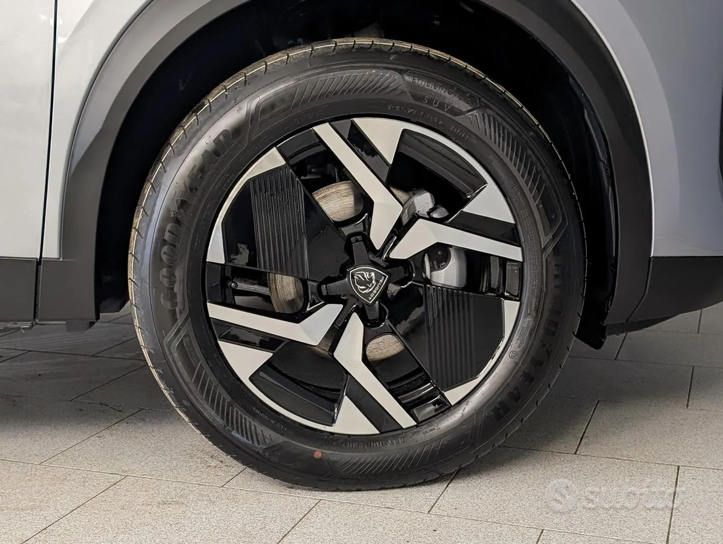 Peugeot 2008 2025 photo 3