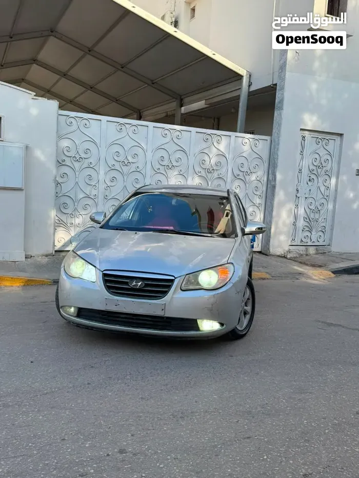 Hyundai Avante 2009 photo 3