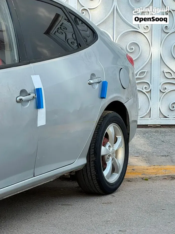 Hyundai Avante 2009 photo 2