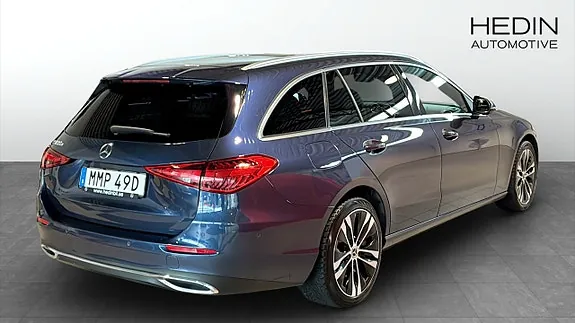 Mercedes-Benz C300 E 2023 photo 2