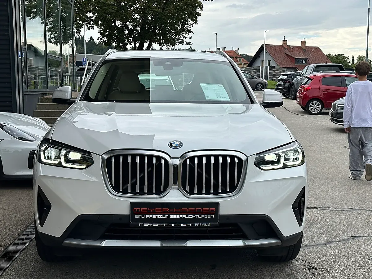 BMW X3 2022 photo 3