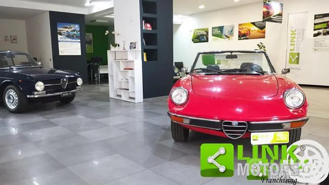 Alfa Romeo Spider 2000 Veloce 1982 photo 2