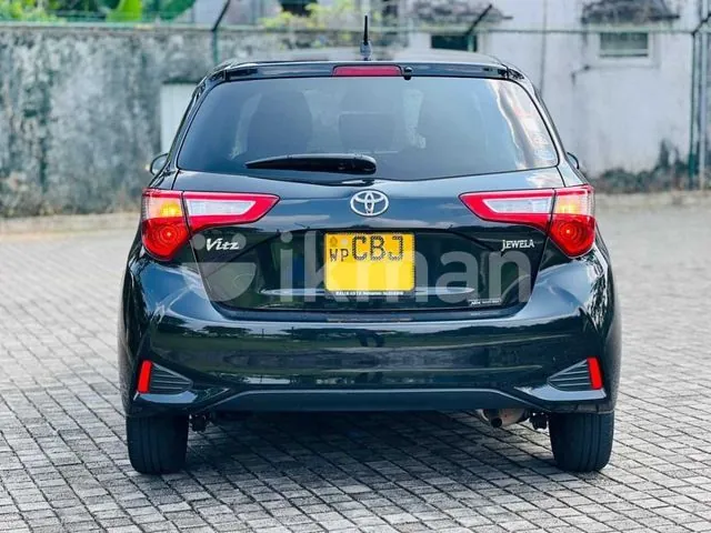 Toyota Vitz 2019 photo 3